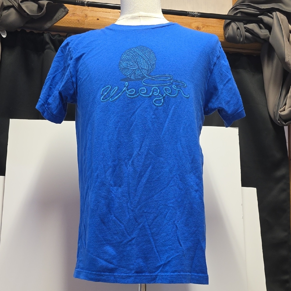 Weezer Men's Blue Graphic Short Sleeve Tee